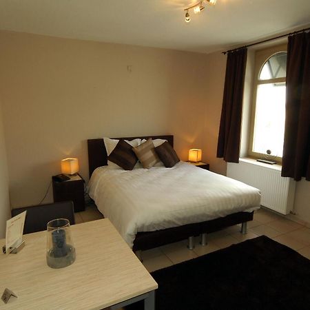 גמבלו Hotel Le Saint Loup מראה חיצוני תמונה
