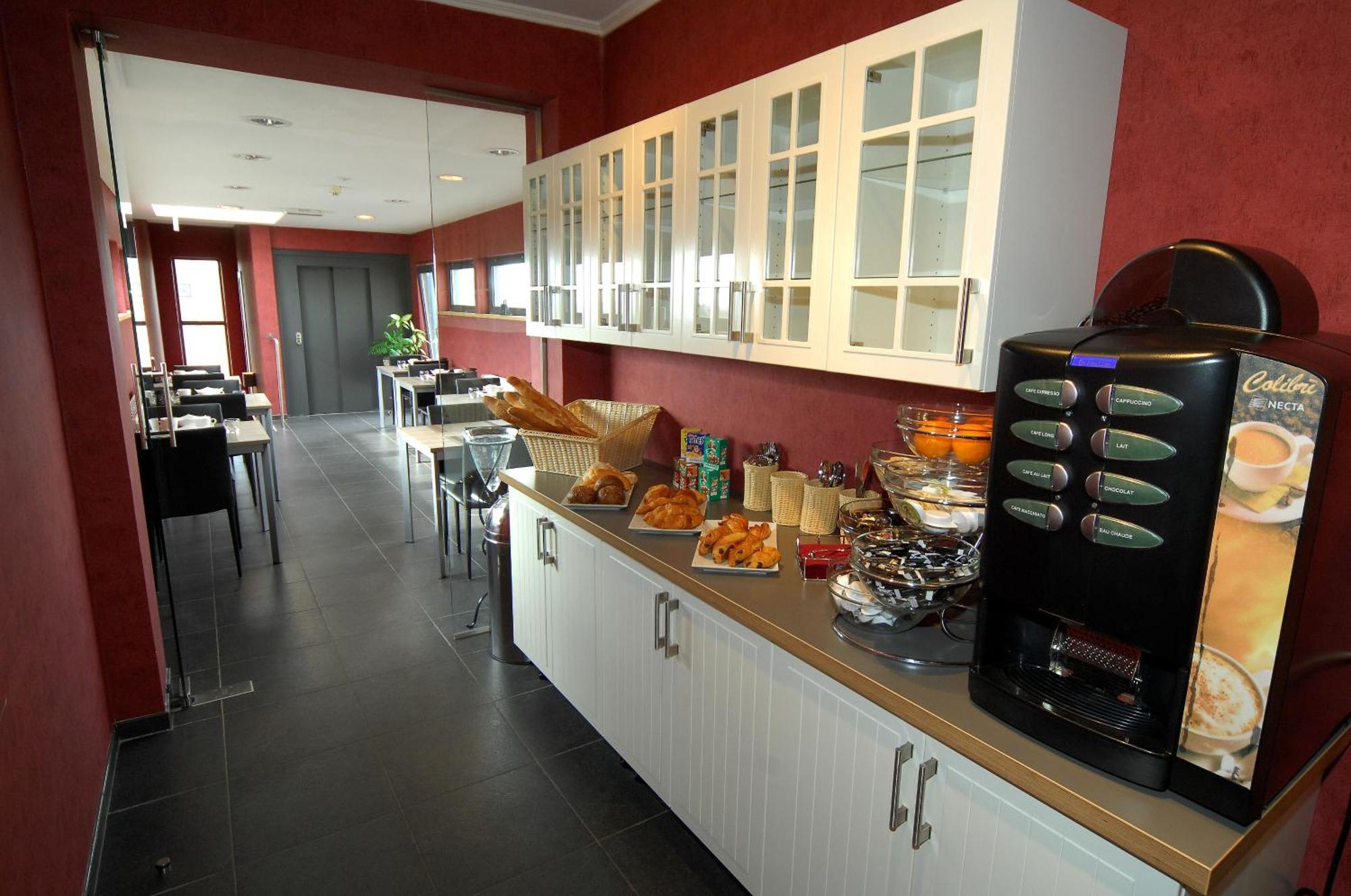 גמבלו Hotel Le Saint Loup מראה חיצוני תמונה