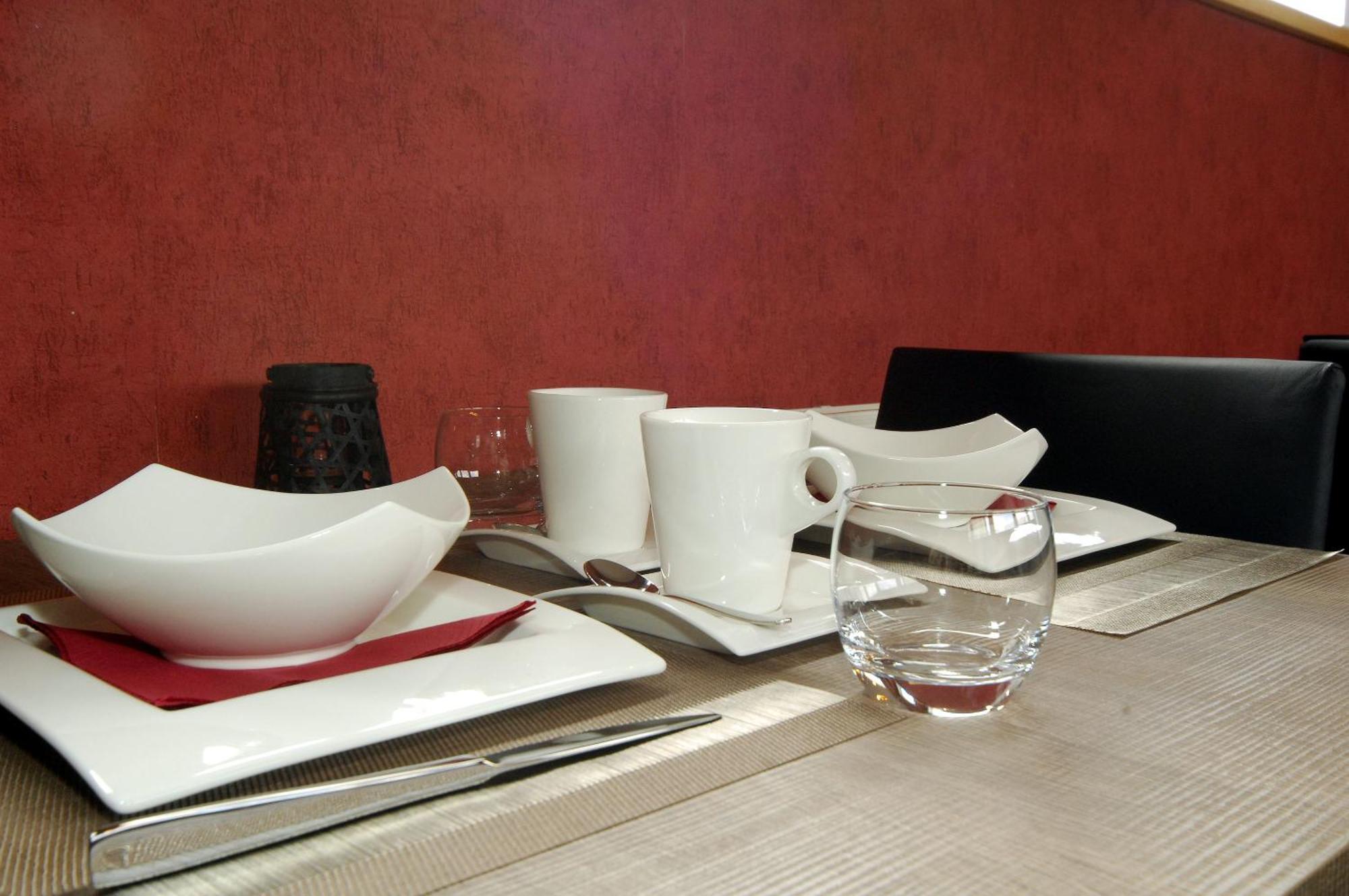 גמבלו Hotel Le Saint Loup מראה חיצוני תמונה
